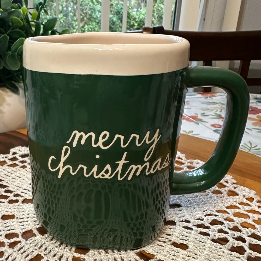 ceramic “MERRY CHRISTMAS” coffee mug